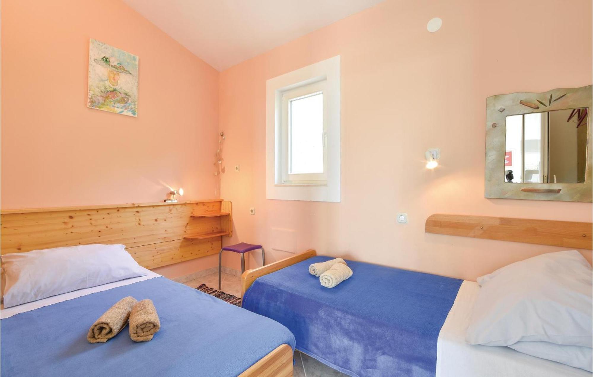Gorgeous Home In Klis With Wifi Bobani Екстериор снимка